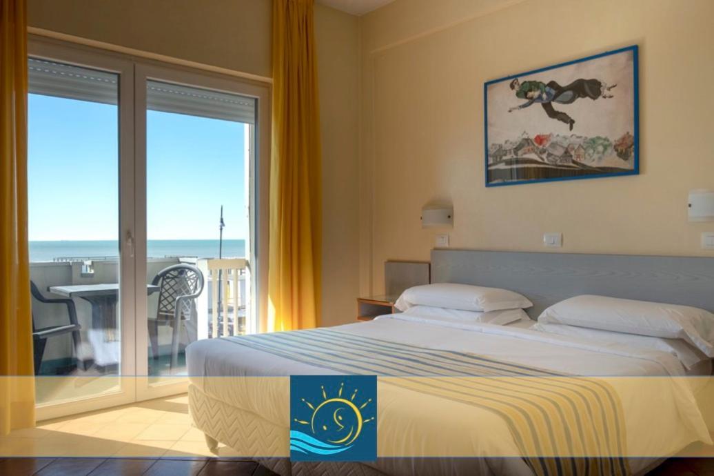 Hotel Ping Pong Лидо ди Остия Екстериор снимка